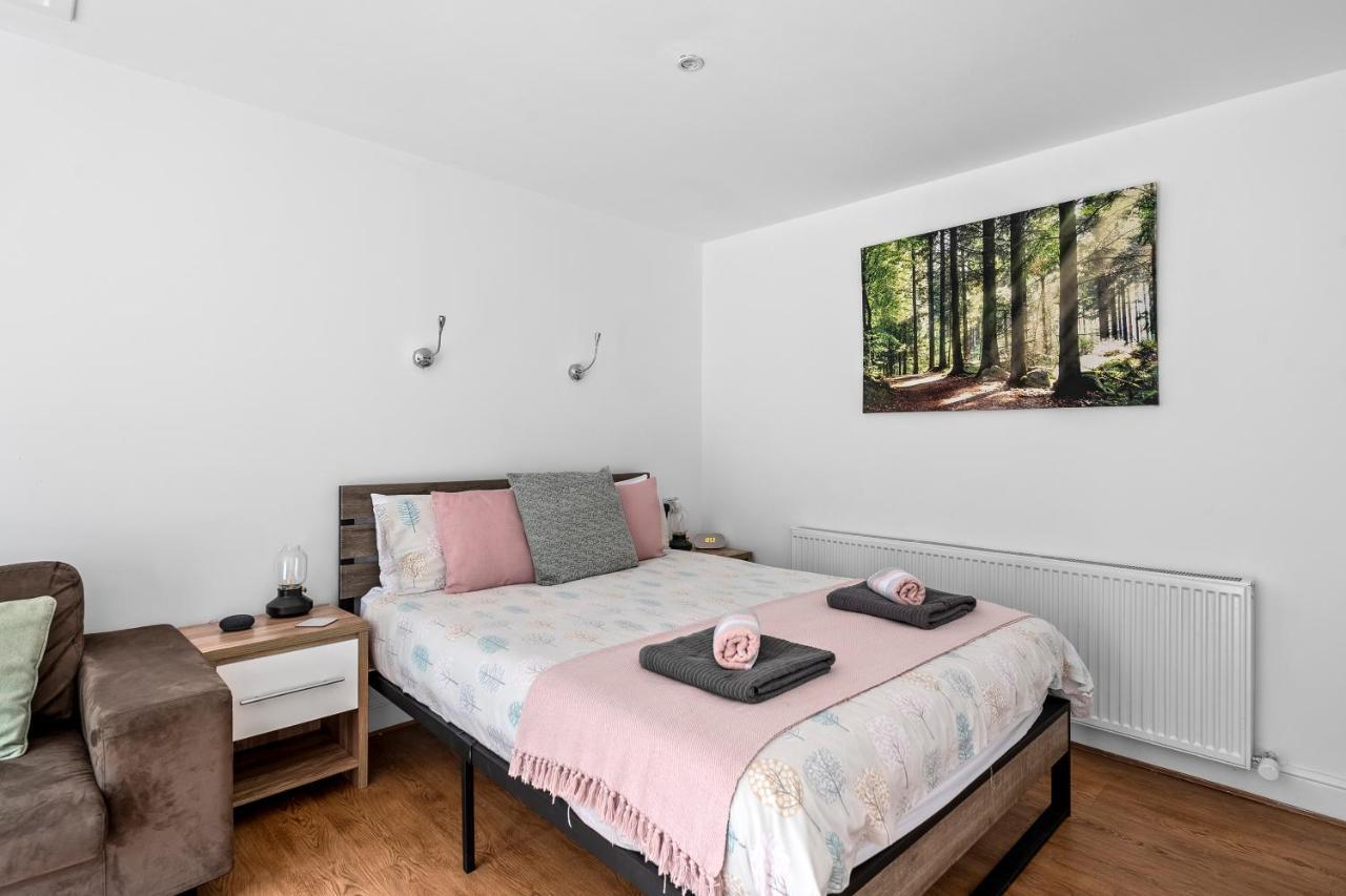 Number 2, Lytton Tree Lodge, Reydon, Southwold 외부 사진