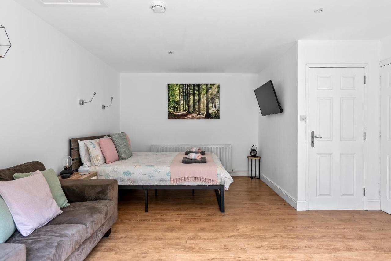 Number 2, Lytton Tree Lodge, Reydon, Southwold 외부 사진
